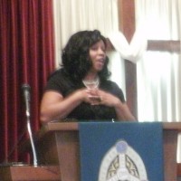 Paula Russell speaks at CHUMC